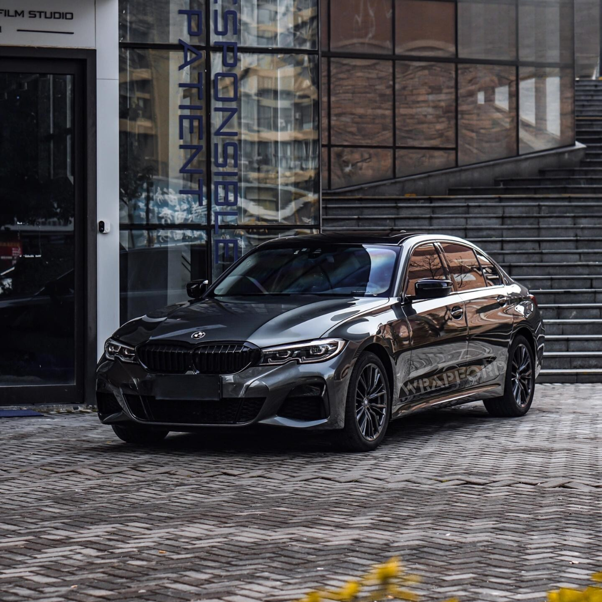 Gloss Metallic Carbon Black Vinyl Wrap