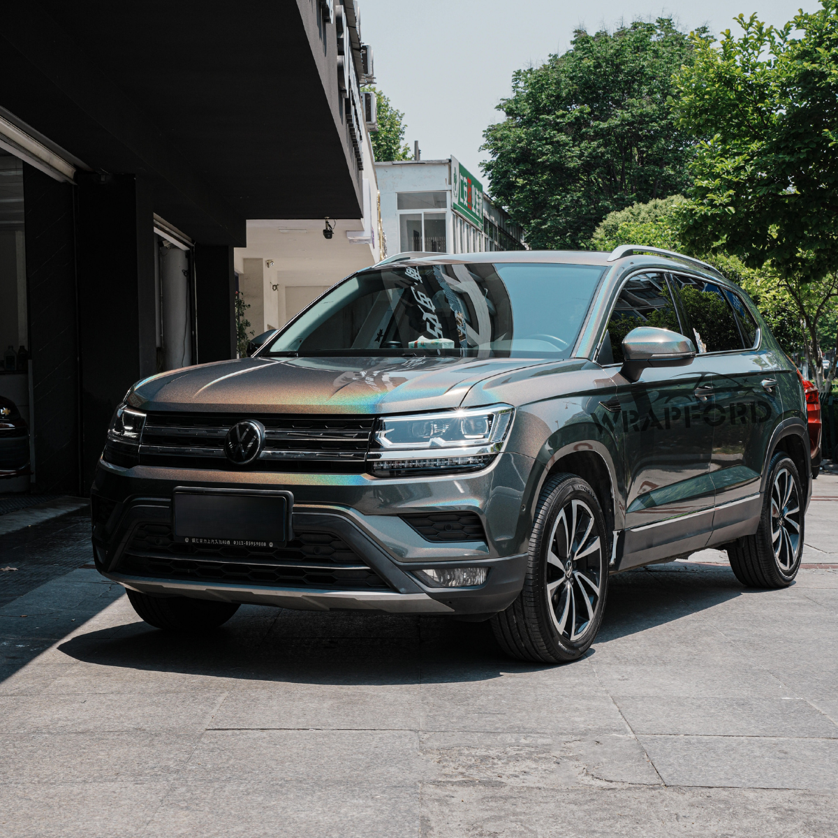 Rainbow Metallic Rainbow Grey Vinyl Wrap