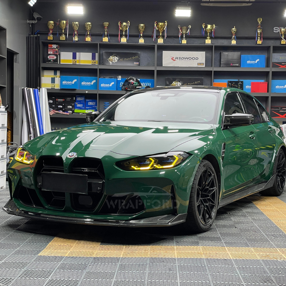 Gloss Metallic Forest Green Vinyl Wrap