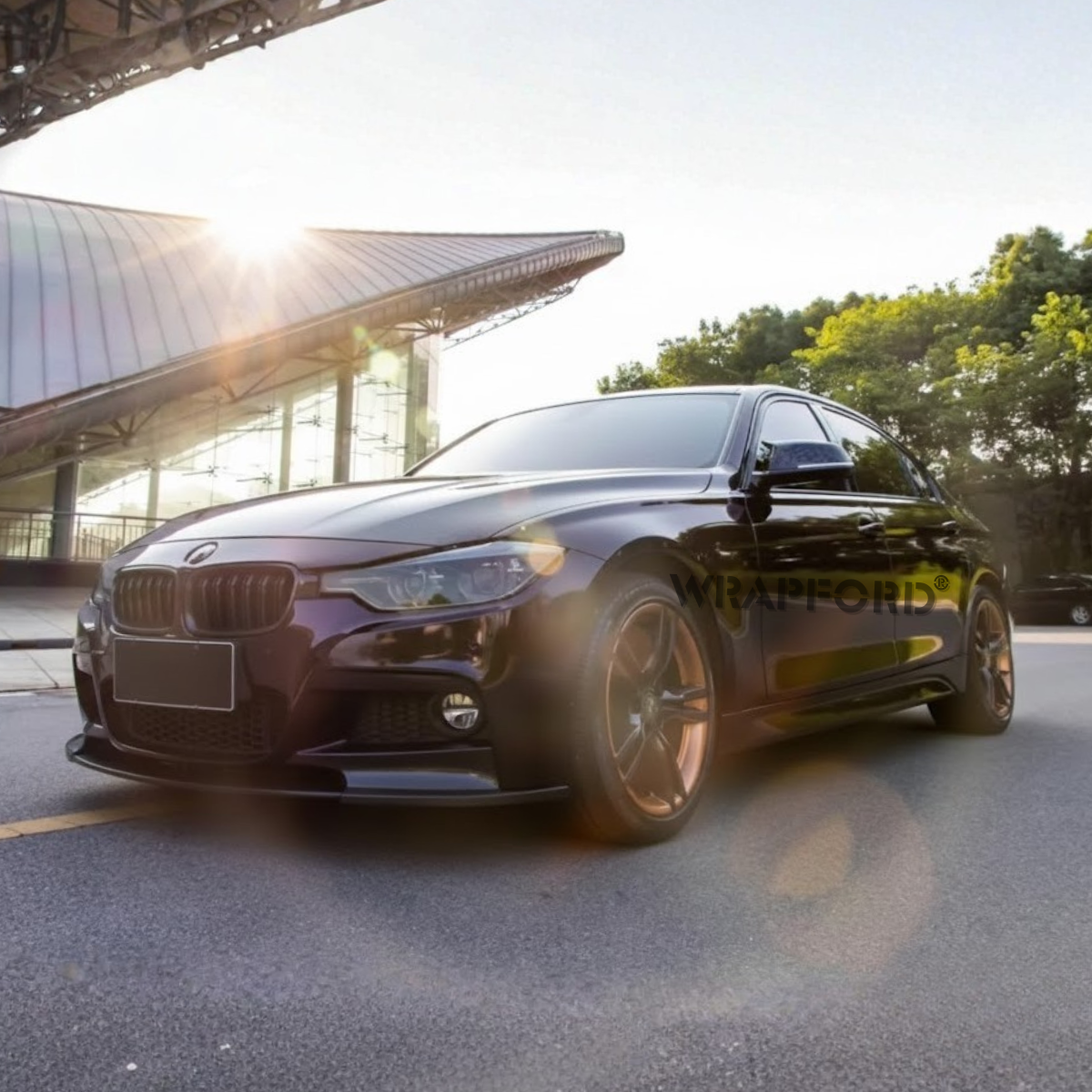 Lesklá metalická ametystová samoopravná fólie