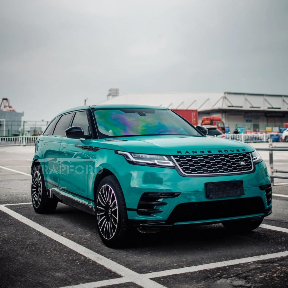 Gloss Metallic Emerald Green Car Wrap