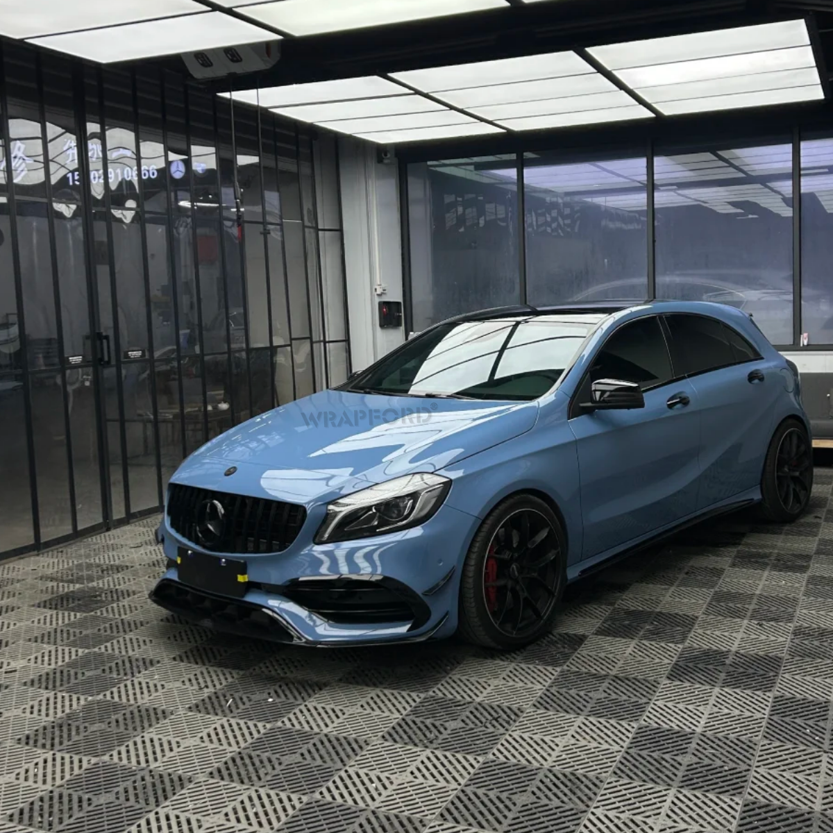 Magasfényű Gulf Kék hőre aktiválódó önjavító fólia