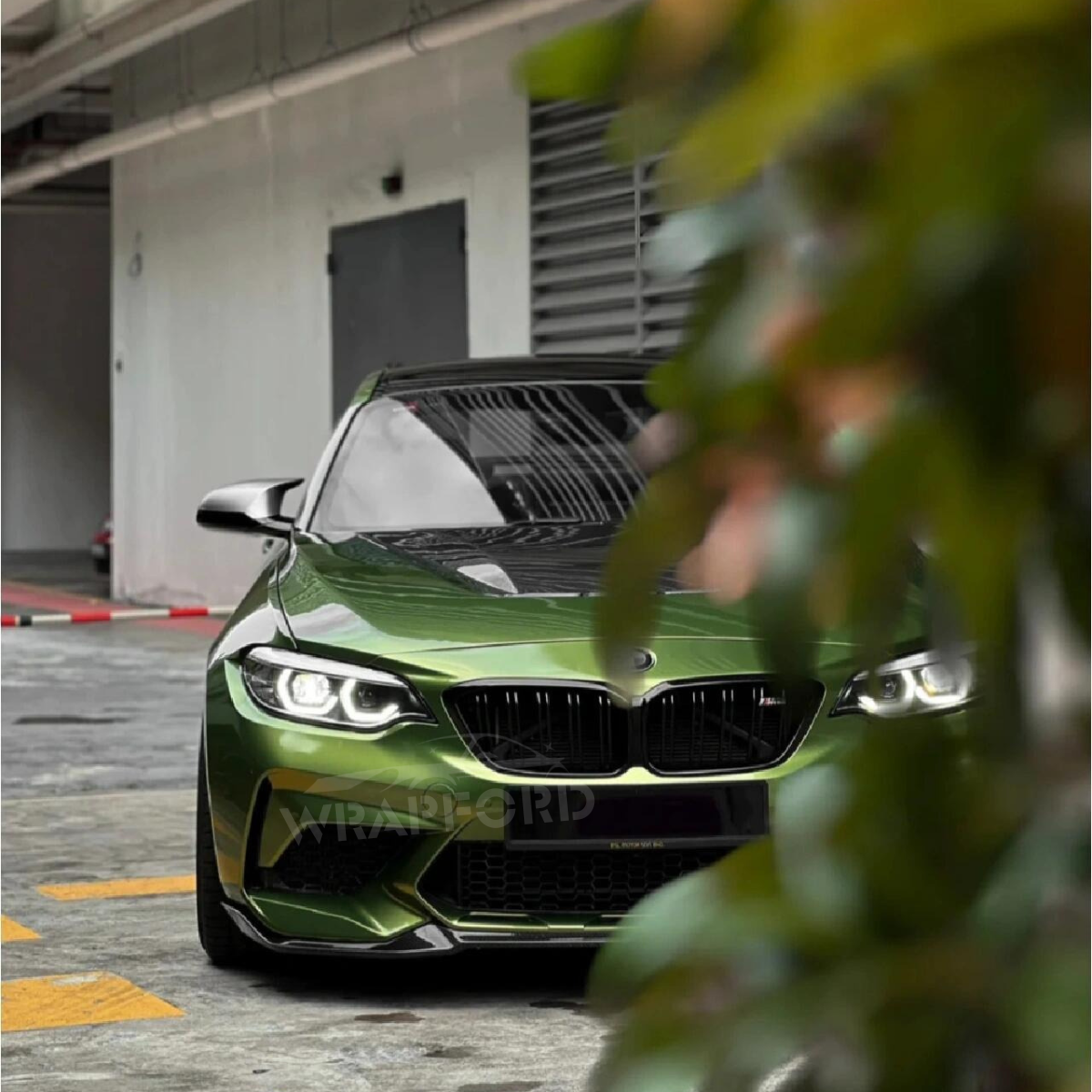 High Gloss Mamba Green Vinyl Wrap