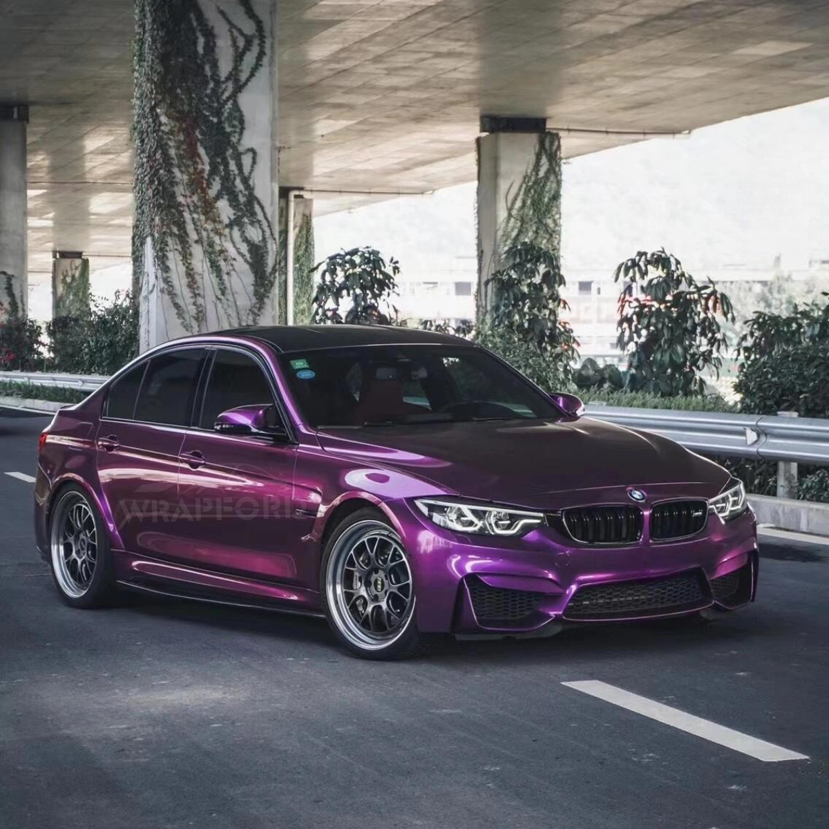 Hochglänzende Vinylfolie in Twilight Purple