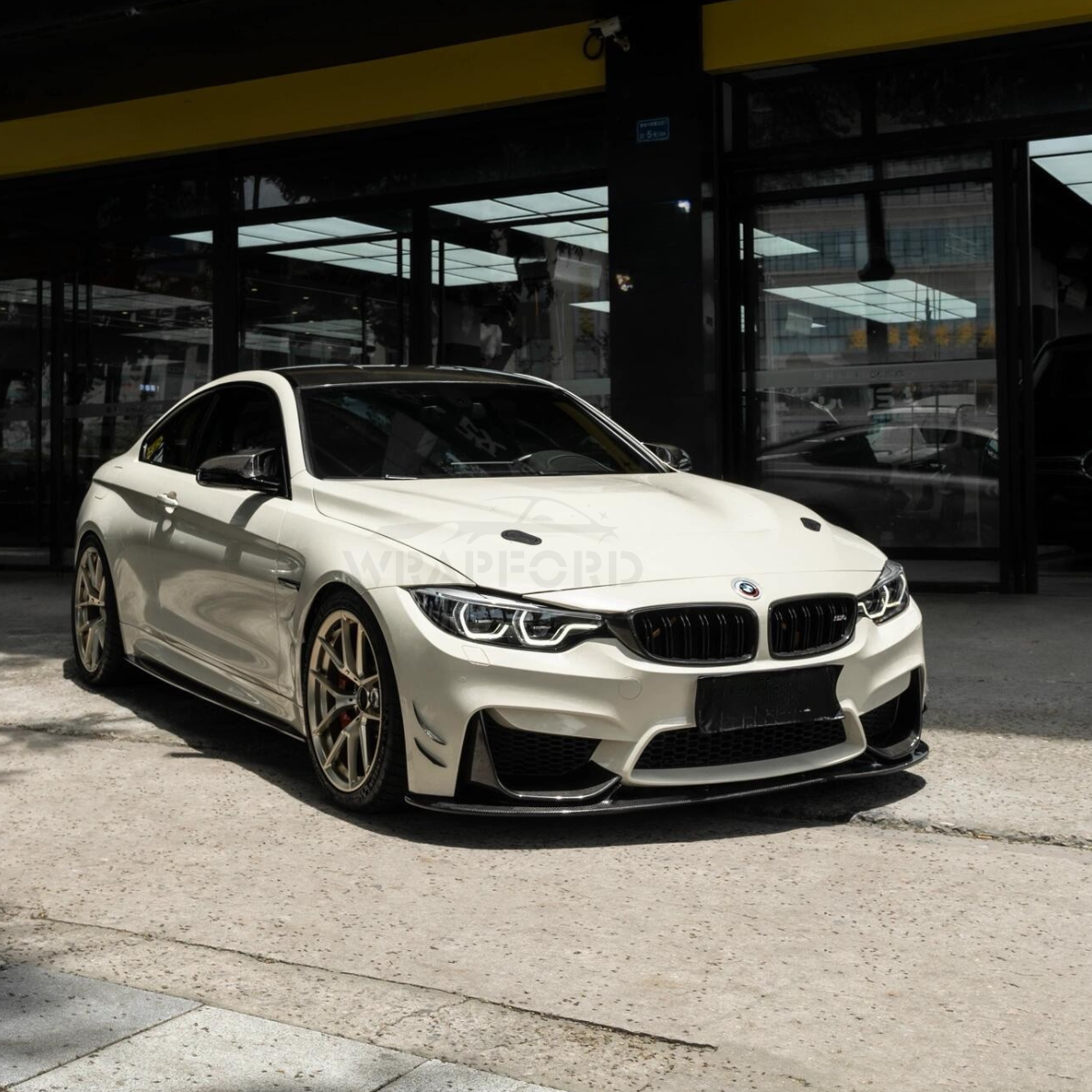 Film vinyle blanc crème mat pour voiture