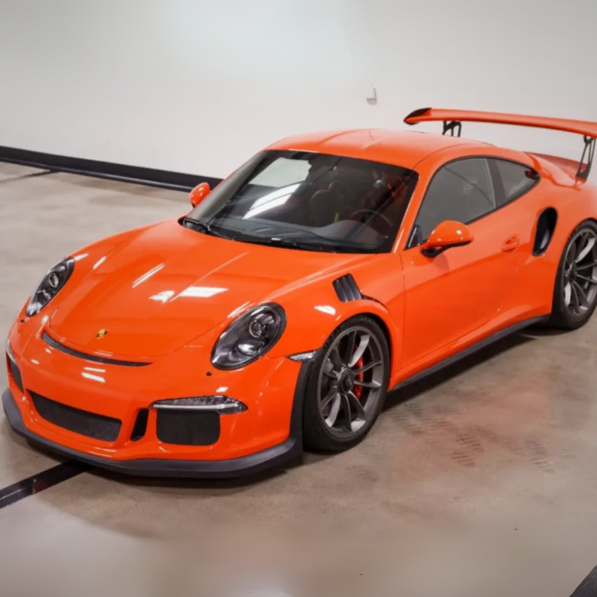 High Gloss Pure Orange Vinyl Wrap