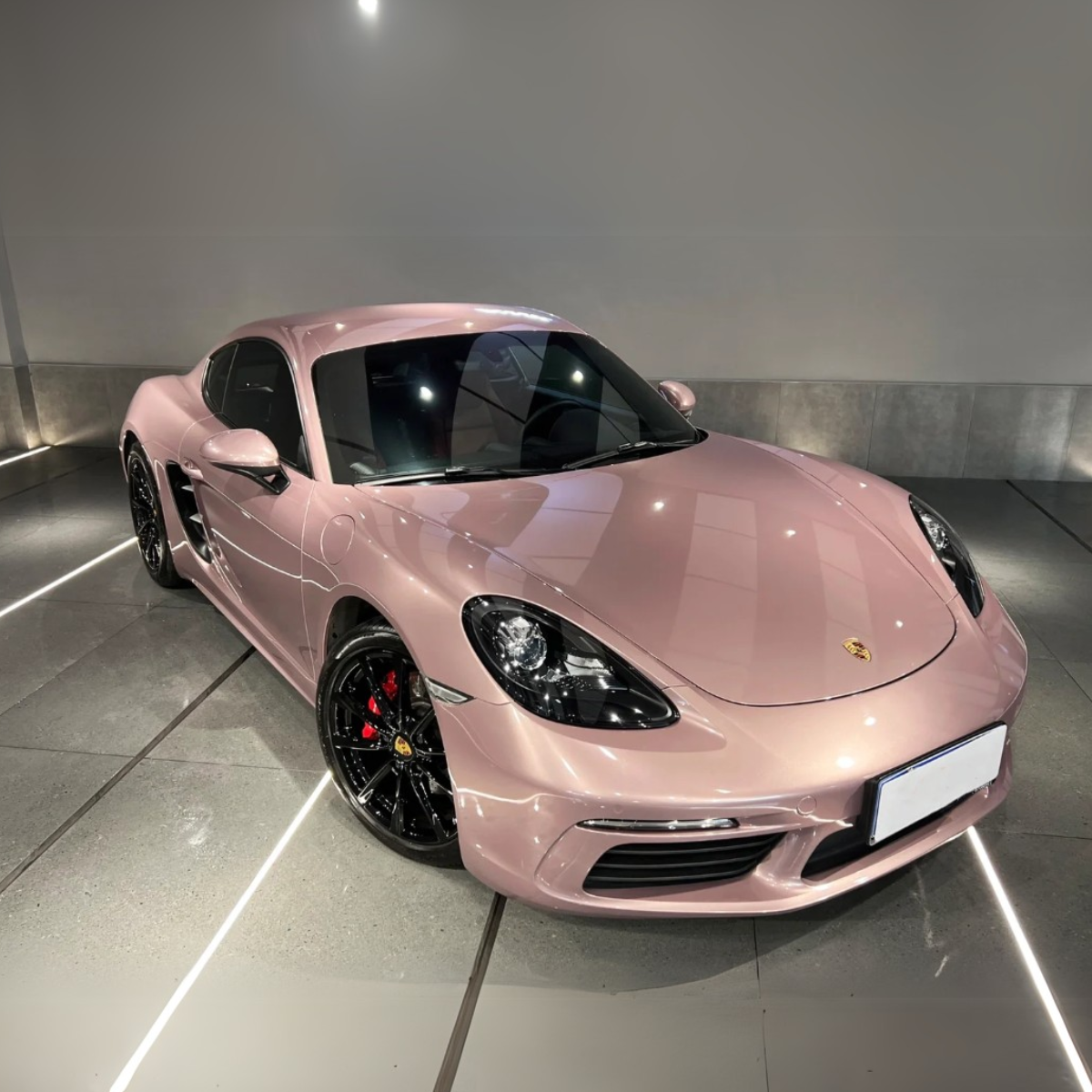 Gloss Metallic Champagne Pink Vinyl Wrap