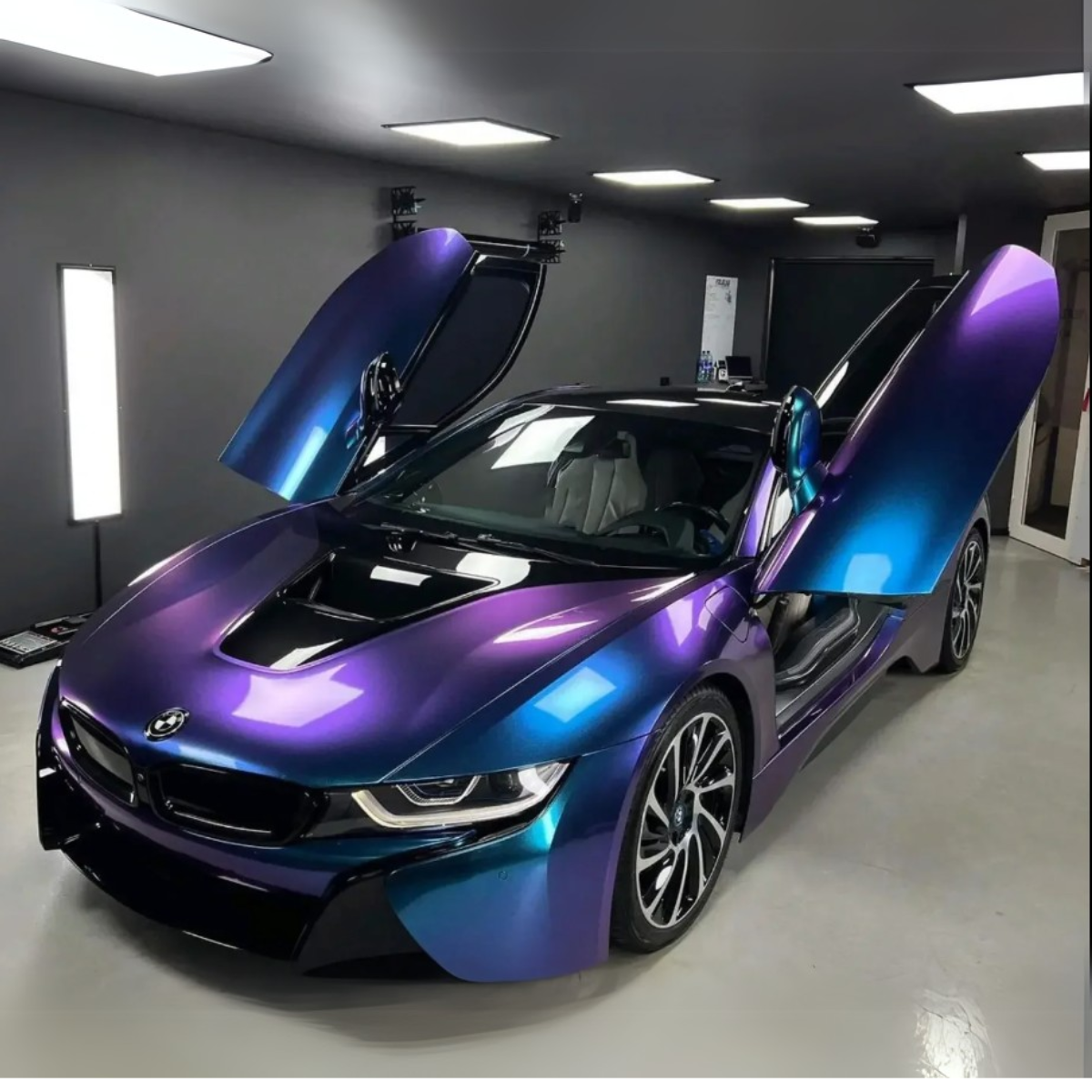 Gloss Metallic Purple Blue Chameleon Wrap